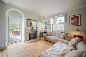 Open Plan Living Kitchen- click for photo gallery